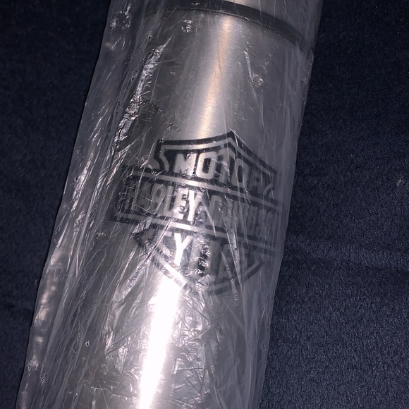 Harley-Davidson Metallic Travel Mug - Picture 3 of 3